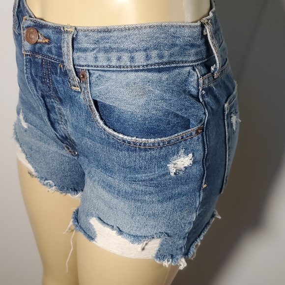 We The Free Women's Jeans Shorts Blue Button Fly Distressed Size 27 - Picture 2 of 12